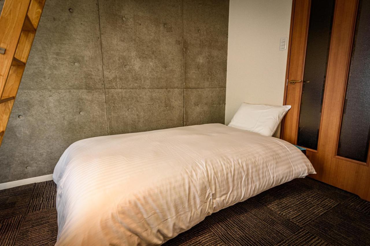 הירושימה Cocostay The Peace Memorial Park ココステイ平和記念公園 Excellent Location Overlooking Peace Park! מראה חיצוני תמונה