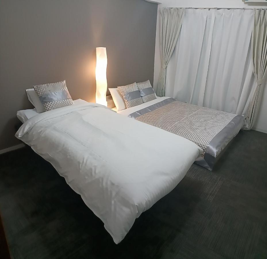 הירושימה Cocostay The Peace Memorial Park ココステイ平和記念公園 Excellent Location Overlooking Peace Park! מראה חיצוני תמונה